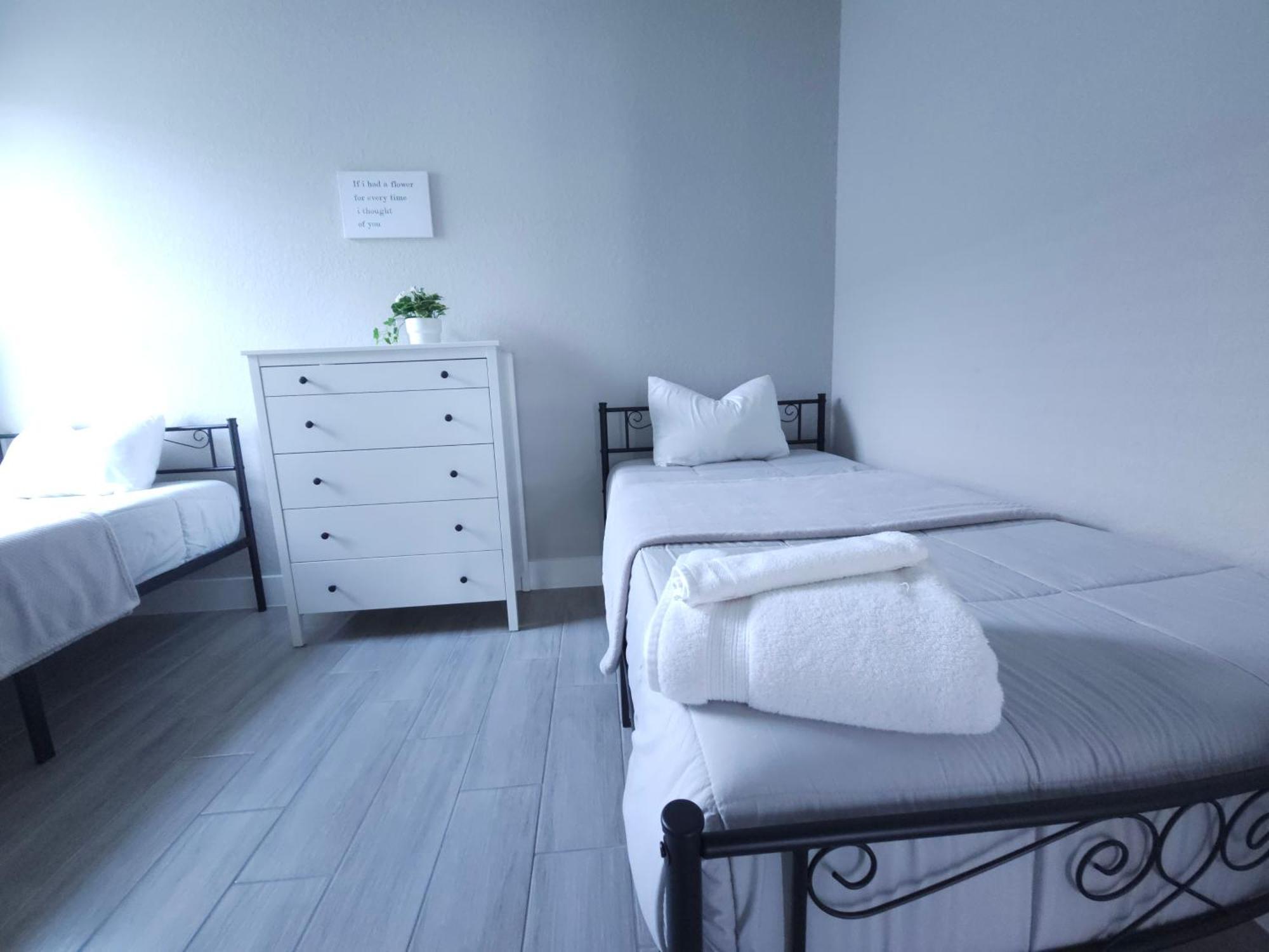 Spacious Modern 4Bd 2Ba Home! Close To Legoland 温特黑文 外观 照片